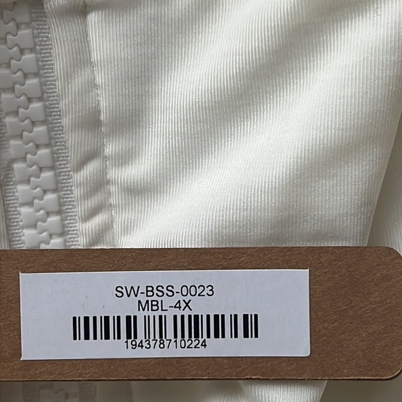 Skims one piece swimsuit - Picture 8 of 9